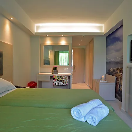 Tryp By Wyndham Corfu Δασιά