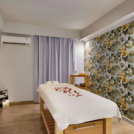 Tryp By Wyndham Corfu Δασιά