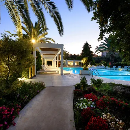 Tryp By Wyndham Corfu Δασιά