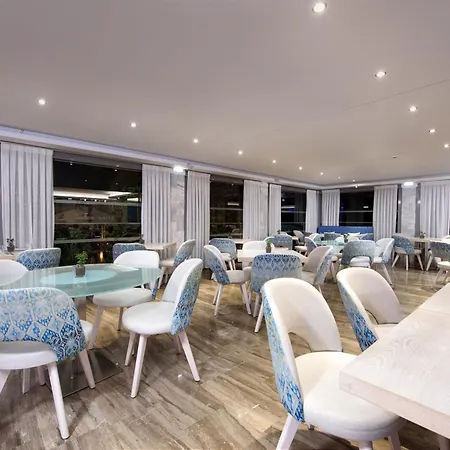 Tryp By Wyndham Corfu 4*