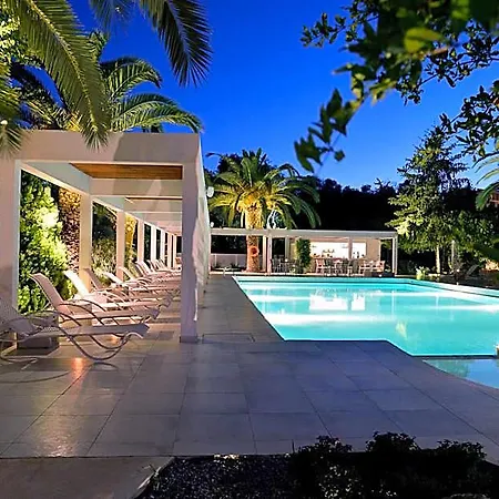 Tryp By Wyndham Corfu Hotel 4*