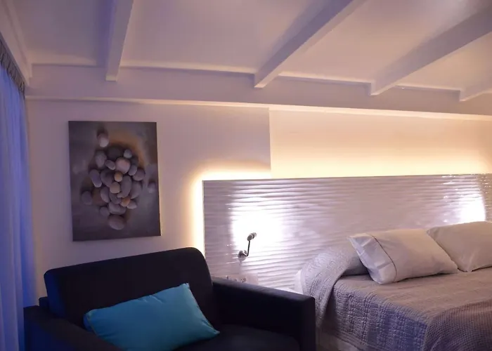 Tryp By Wyndham Corfu 4* Дассия