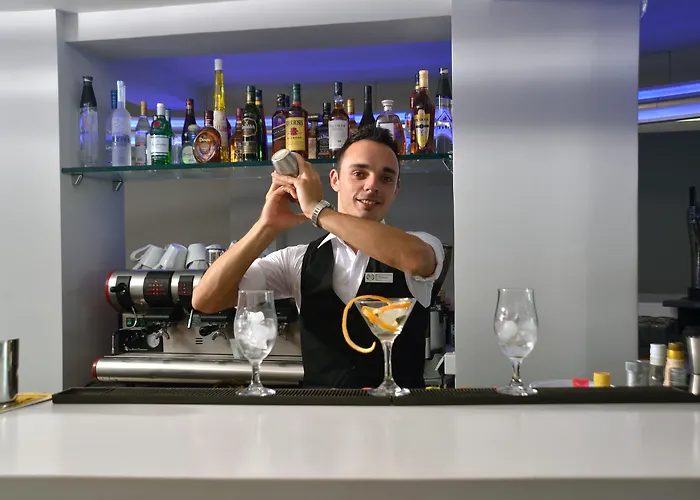 Tryp By Wyndham Corfu Hotell 4*