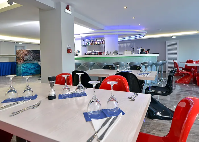 Tryp By Wyndham Corfu Hotell 4*