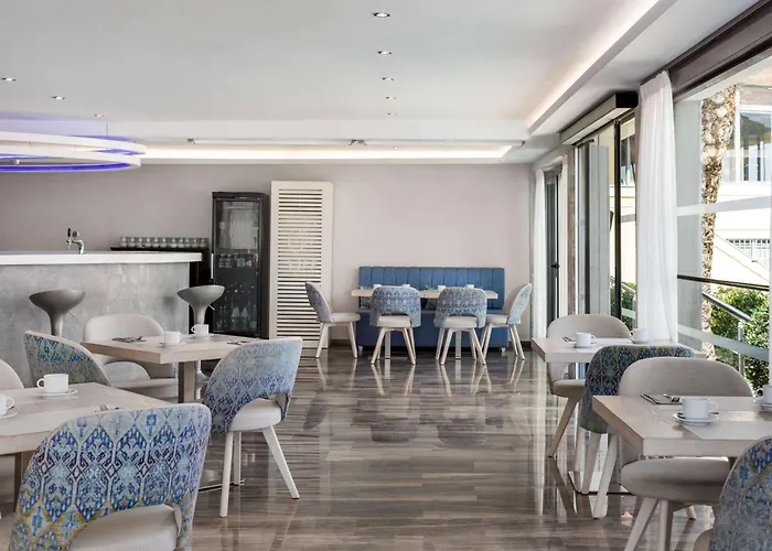 Hotell Tryp By Wyndham Corfu 4*