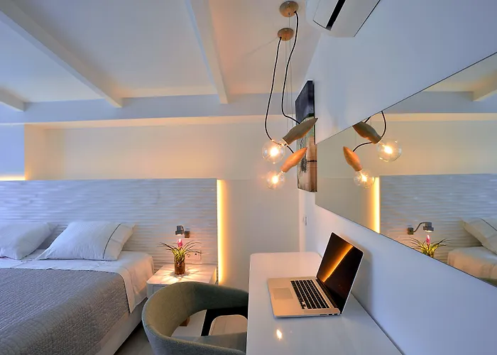 Отель Tryp By Wyndham Corfu Дассия