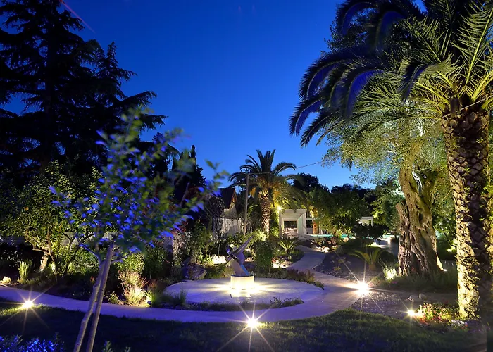 Tryp By Wyndham Corfu Отель