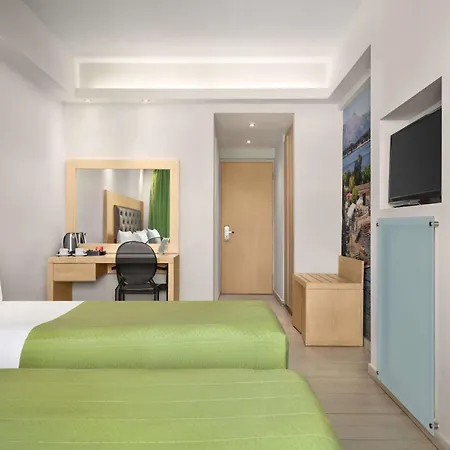 Tryp By Wyndham Corfu Szálloda