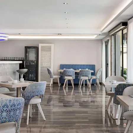 Szálloda Tryp By Wyndham Corfu 4*